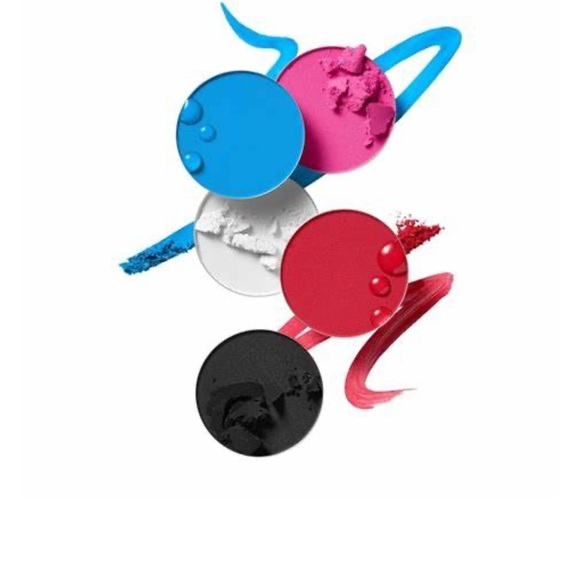 Murphe Pallet $39 Retail - Picture 2 of 3